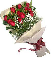 11 adet kirmizi güllerden özel buket  Antalya Melisa internetten çiçek siparişi 